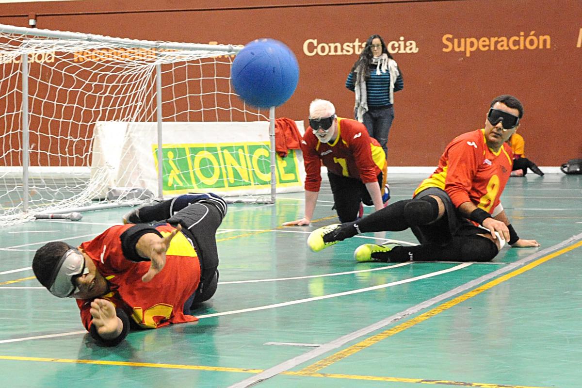 Selección española de Goalball durante el encuentro contra Alemania