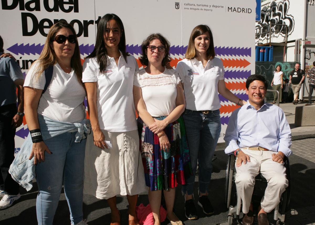 Las responsables de la ONCE, Carmen Delia y Paloma Navarro, junto a la vicealcadesa, Begoña Villacís, y el concejal del Ayuntamiento Borja Fanjul