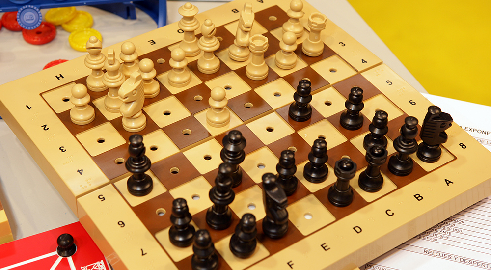 Tablero de ajedrez adaptado