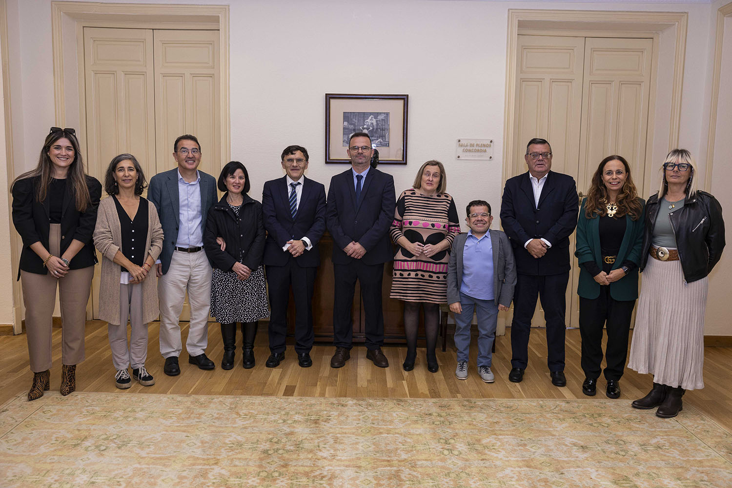 Foto de familia de todos los participantes en la firma del convenio