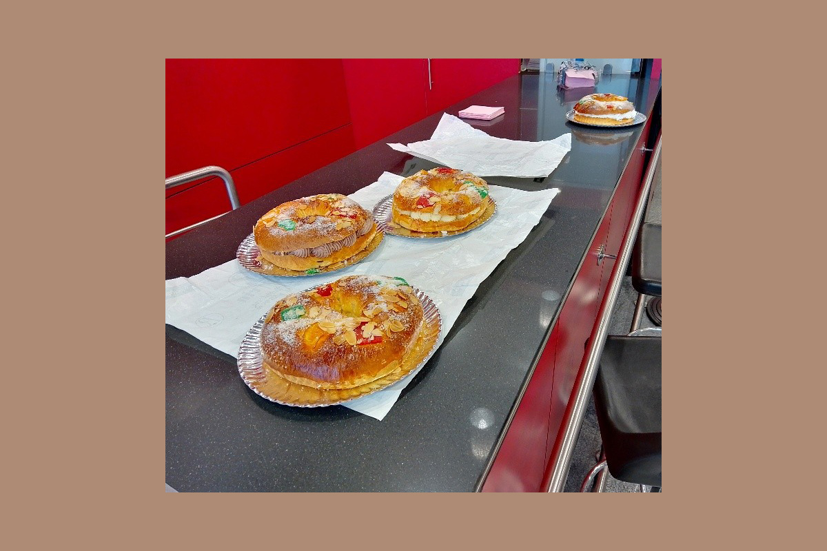 Encuentro con roscón en la Delegación Territorial