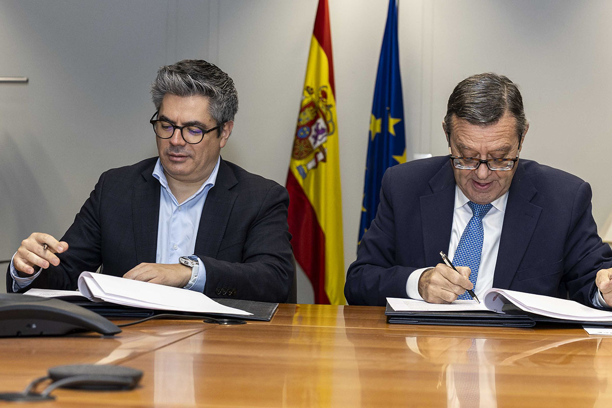 Martínez Rodríguez y Martínez Donoso firman el convenio