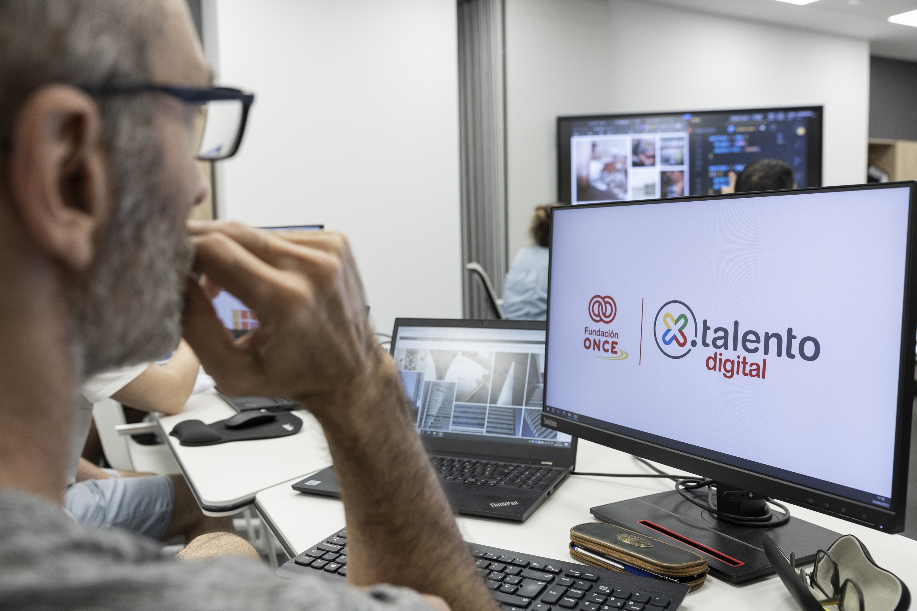 Recurso de imagen de Por Talento Digital