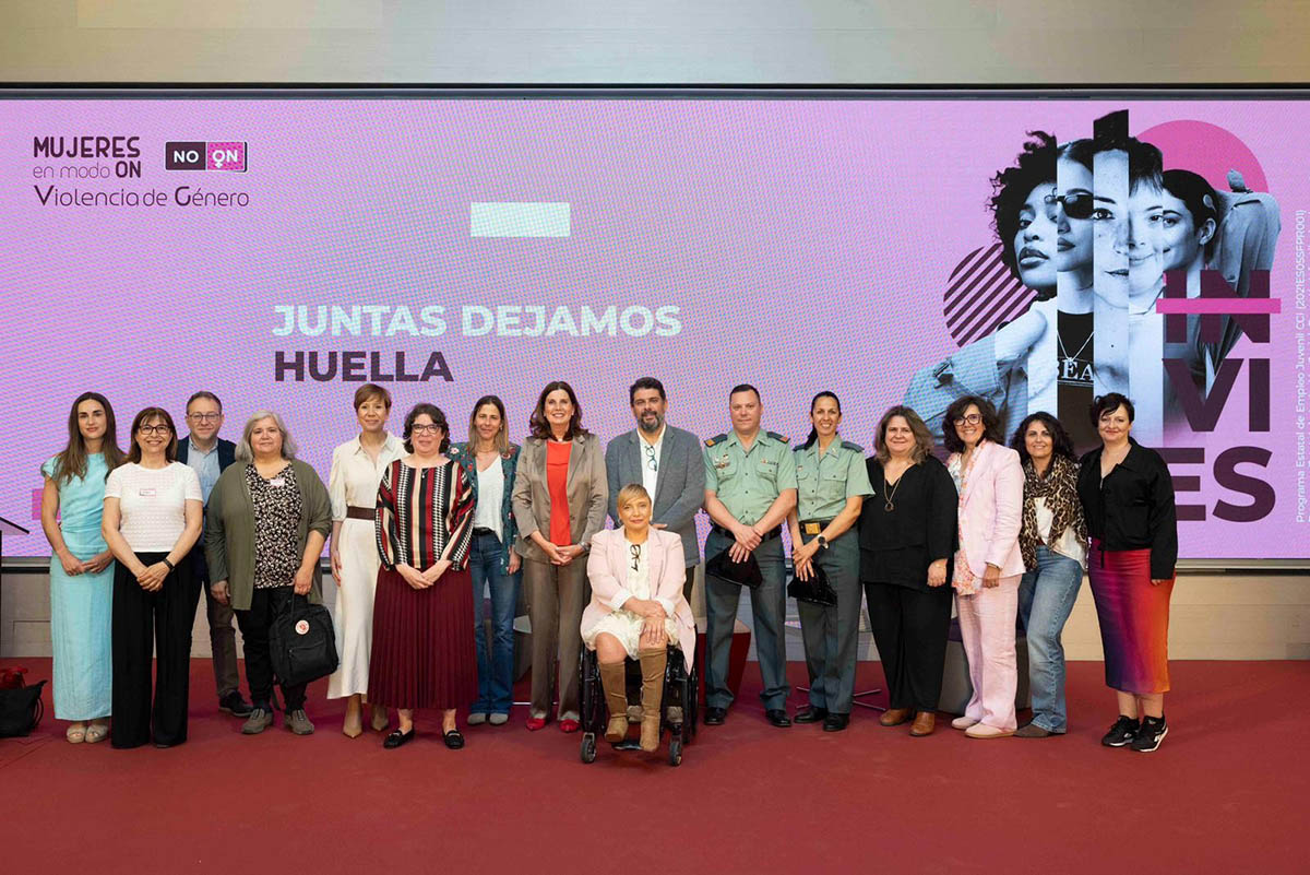 Foto de familia de la presentación de 'Ojo al dato'