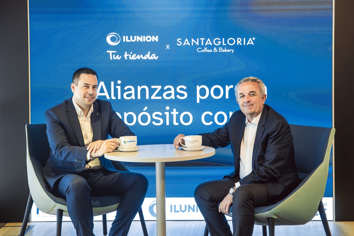 Delio Díaz y Enrique Francia posando