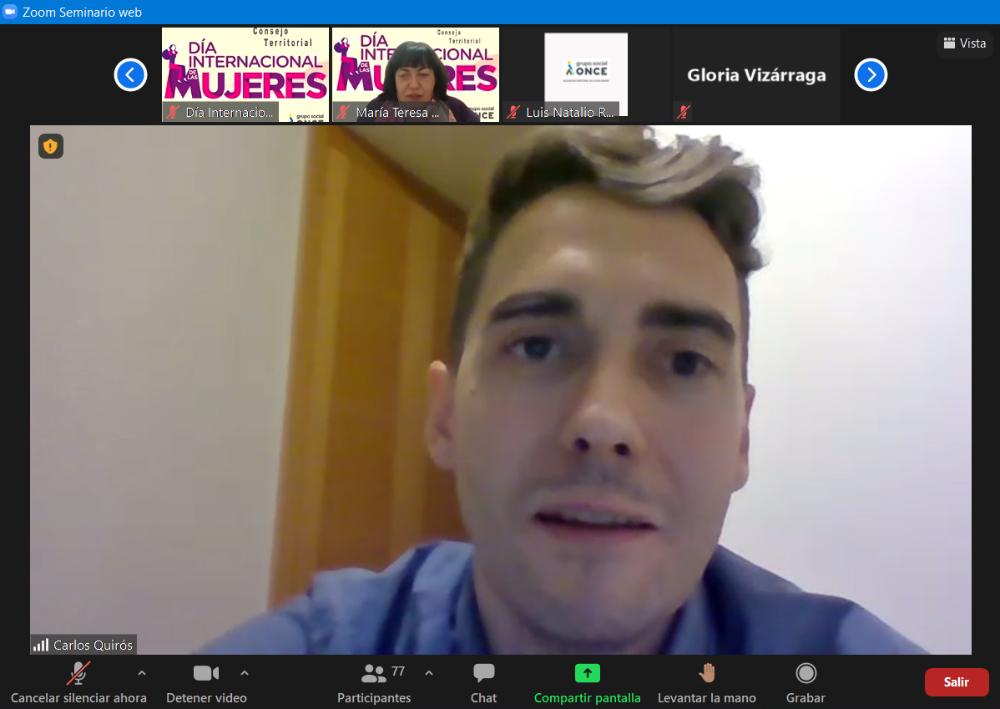 Carlos Quirós durante su intervención en el encuentro