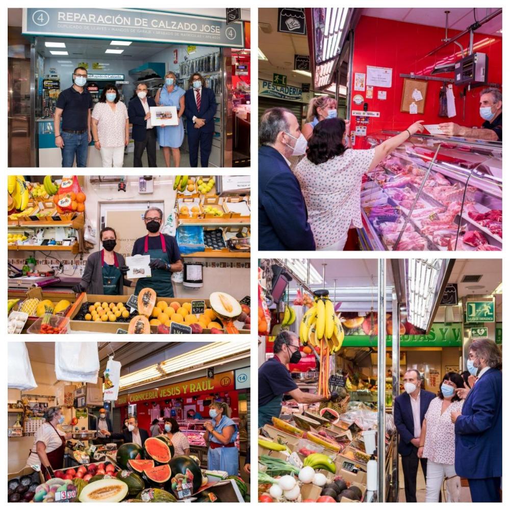 Collage con varios momentos de la presentación del cupón en el recinto del Mercado