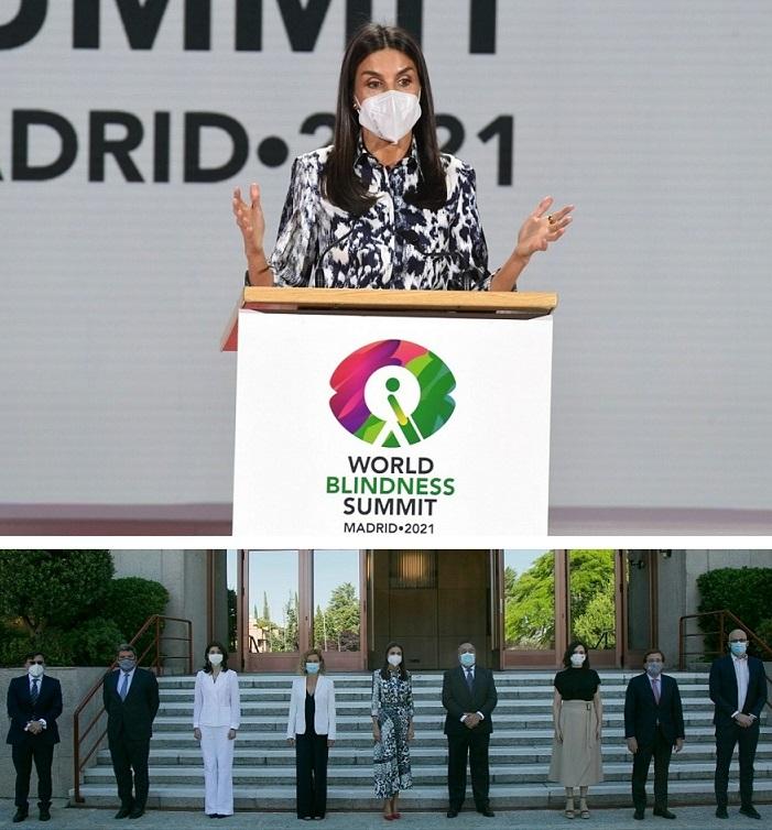Arriba la reina durante su discurso de inauguración y abajo foto de familia de todas las personalidades