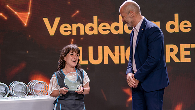 entrega_del_premio_a_ilunion_retail.jpg