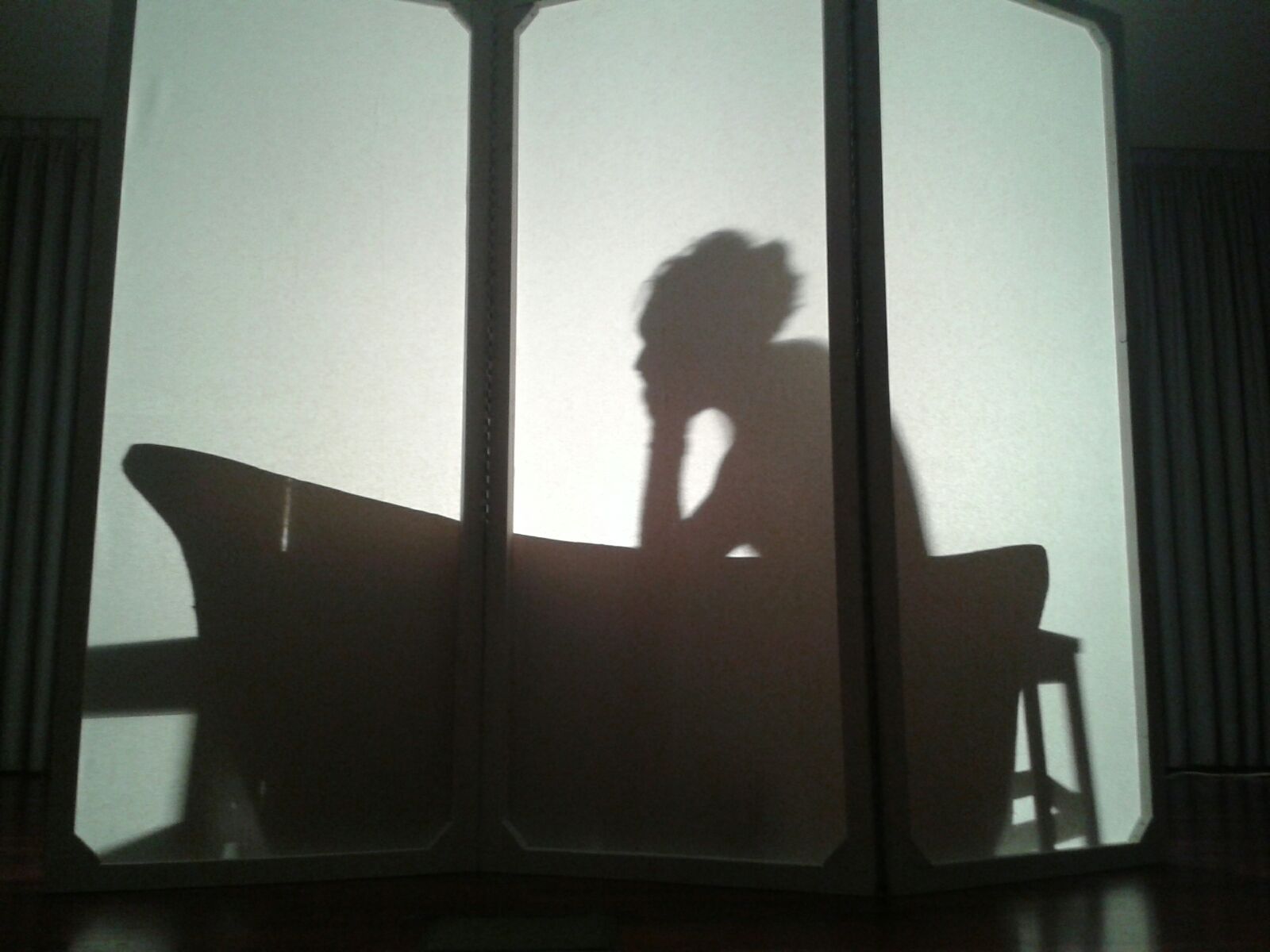 escena_6_caricias_0.jpg