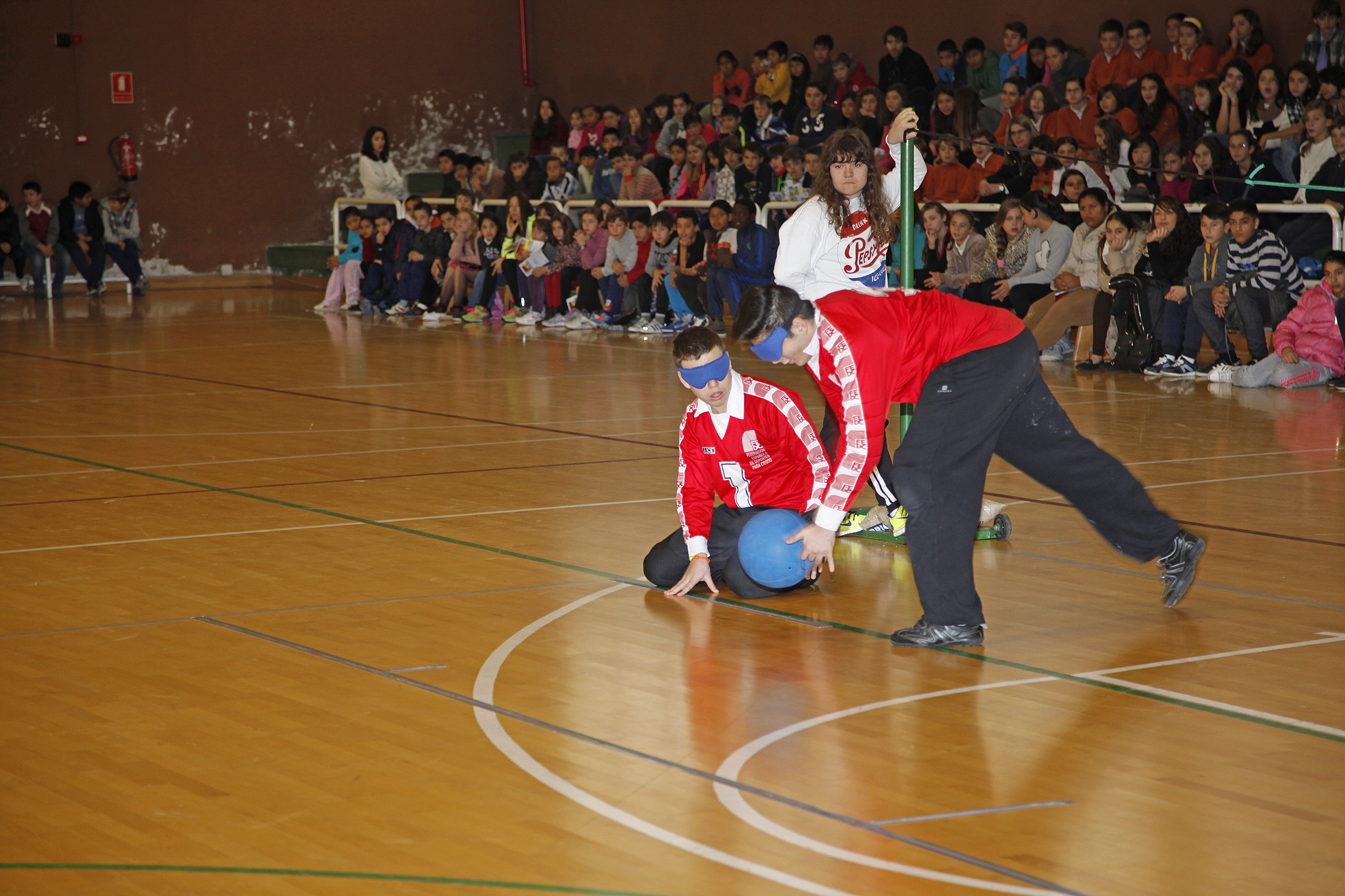 exhibicion_de_goalball_en_el_acto_de_la_constitucion.jpg
