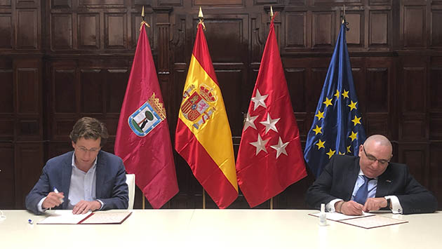 firma_del_convenio.jpg