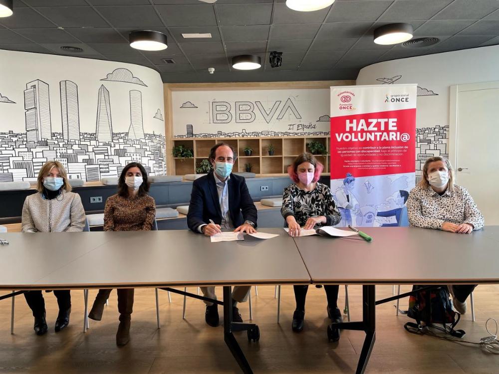 Momento de la firma del convenio