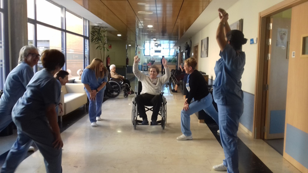 foto_calentamiento_trabajadores_y_usuarios_0.jpg