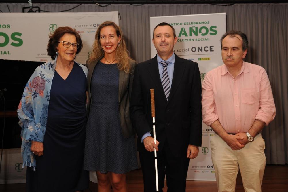 Foto de familia del acto de inauguración de la Semana del Mayor 2018