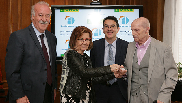 foto_familia_audifon.jpg