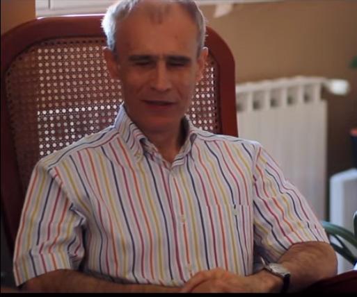 Fotograma del video con la imagen de Antonio Casado
