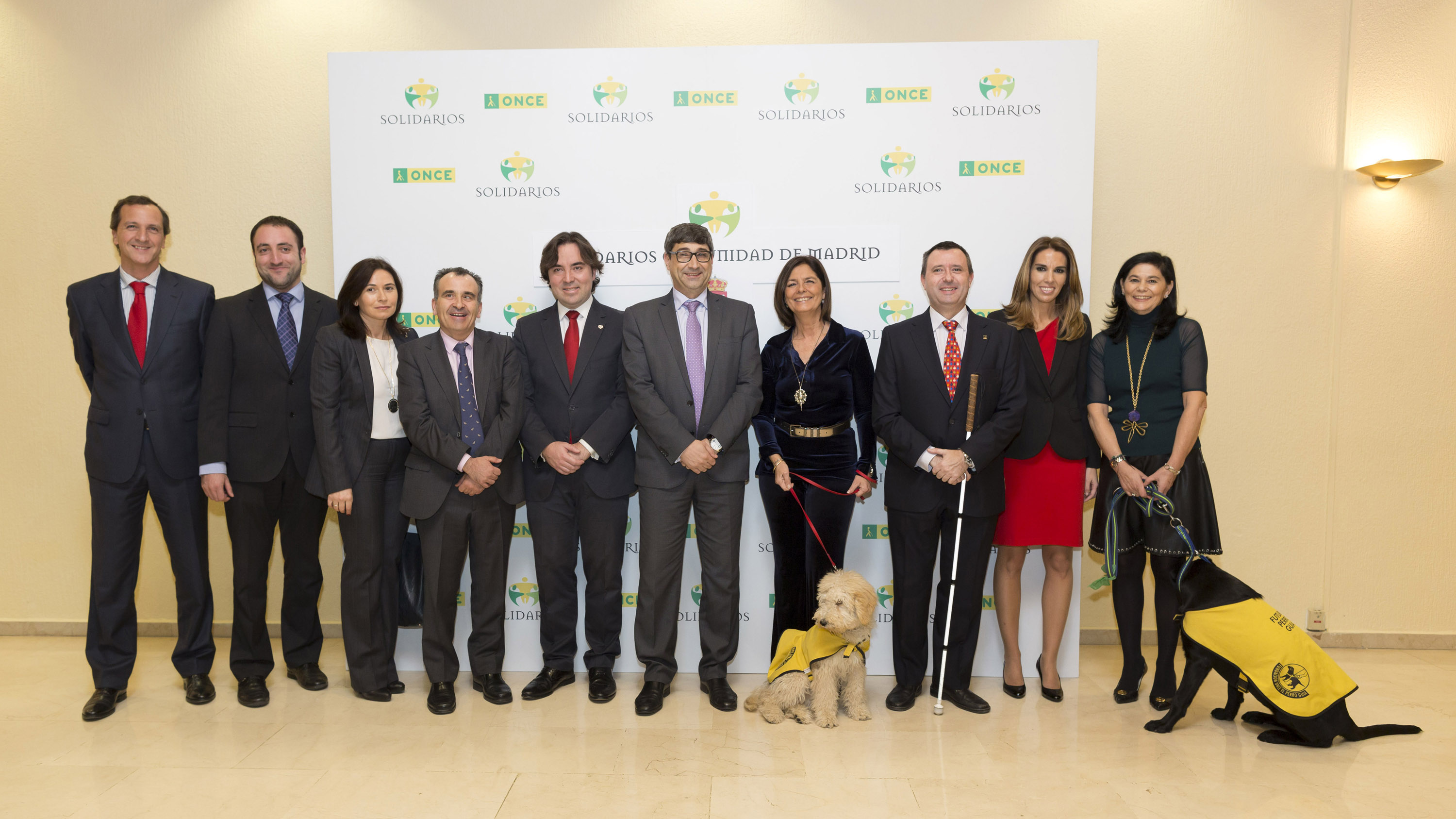 galardonados_con_premios_solidarios_once_madrid_con_representantes_de_once_y_autoridades.jpg