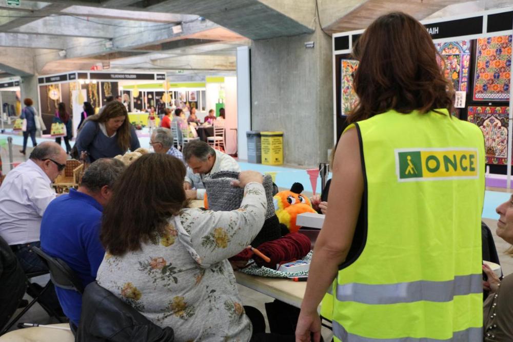Taller donde participaron los nueve afiliados a la ONCE