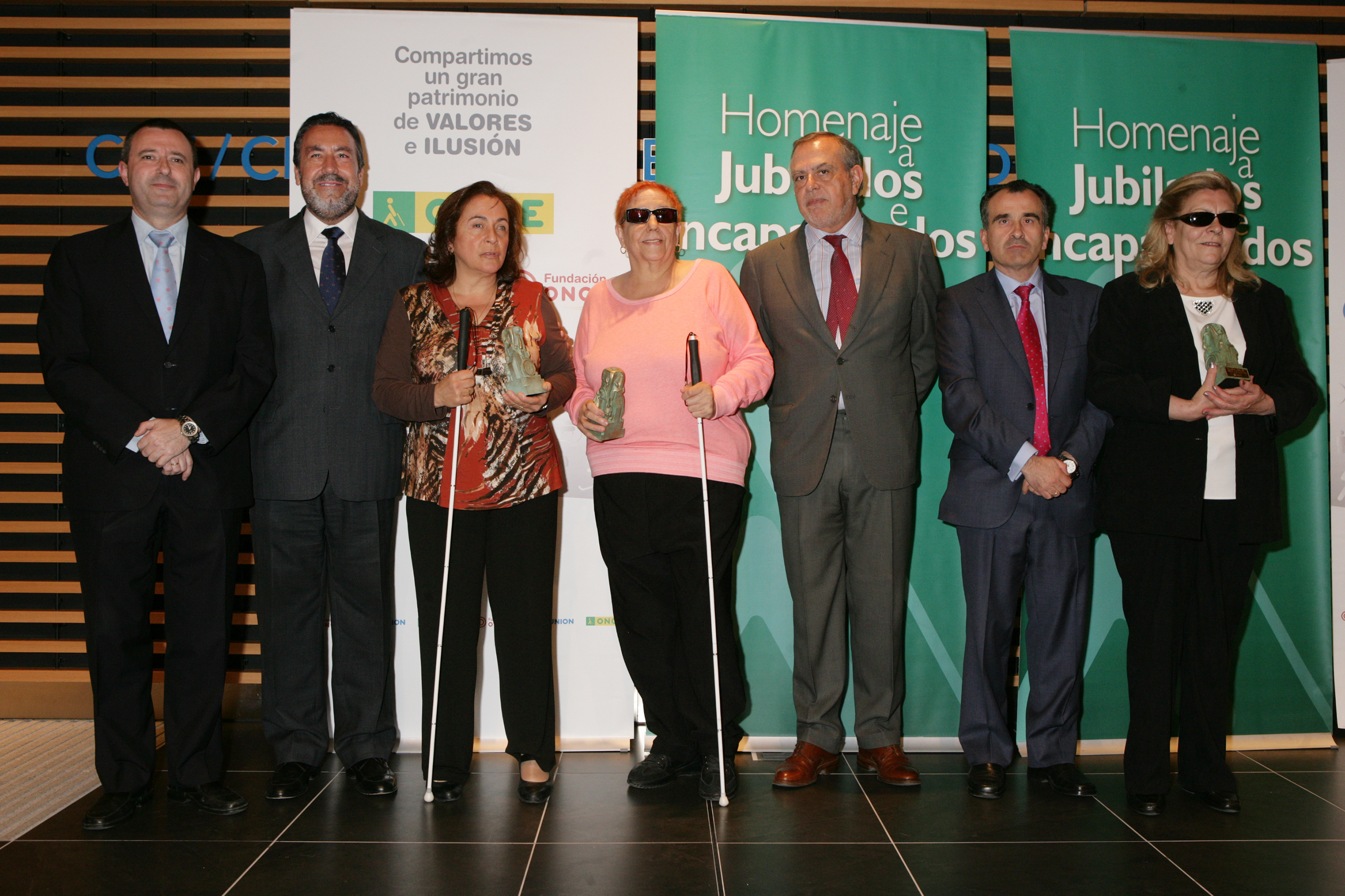 homenaje_a_trabajadores_jubilados_en_2014.jpg