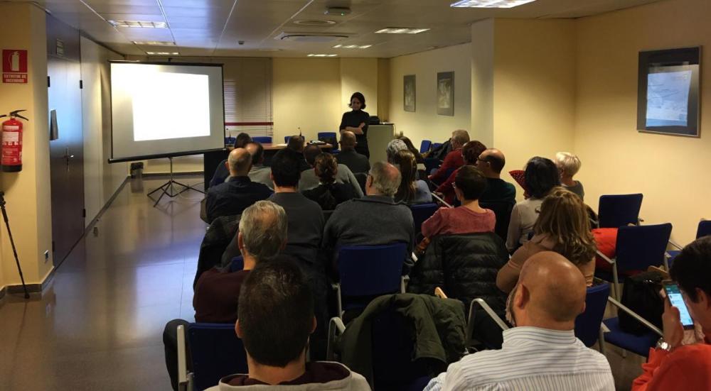 Asistentes a la jornada de formación de Voluntariado en un momento de la charla