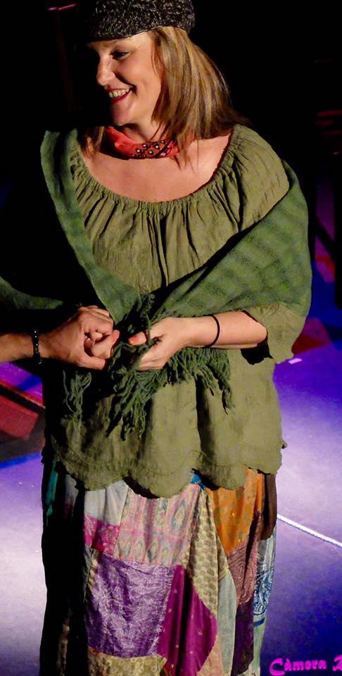 Loli Robles en un momento de la representación de Quién Va