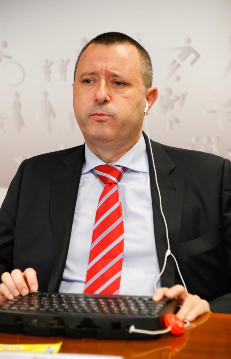 Luis Miguel López durante la presentación del IVC 2016