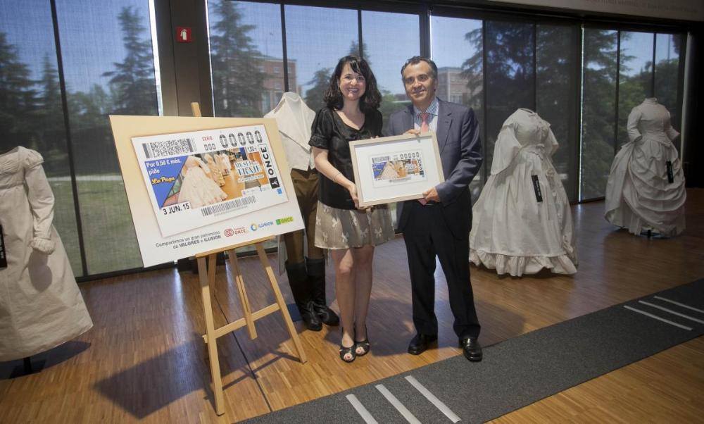 Presentación del cupón dedicado al Museo del Traje
