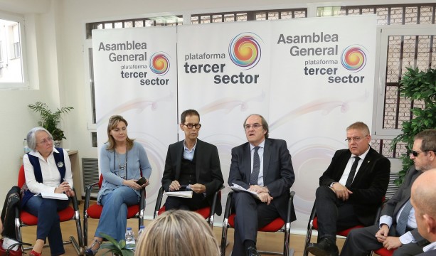 reunion_de_angel_gabilondo_con_el_tercer_sector.jpg