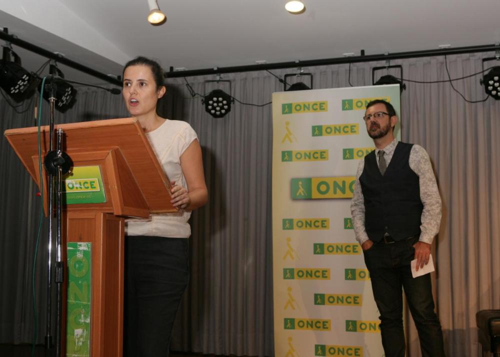 Técnicos del Ayuntamiento presentando el portal Decide Madrid