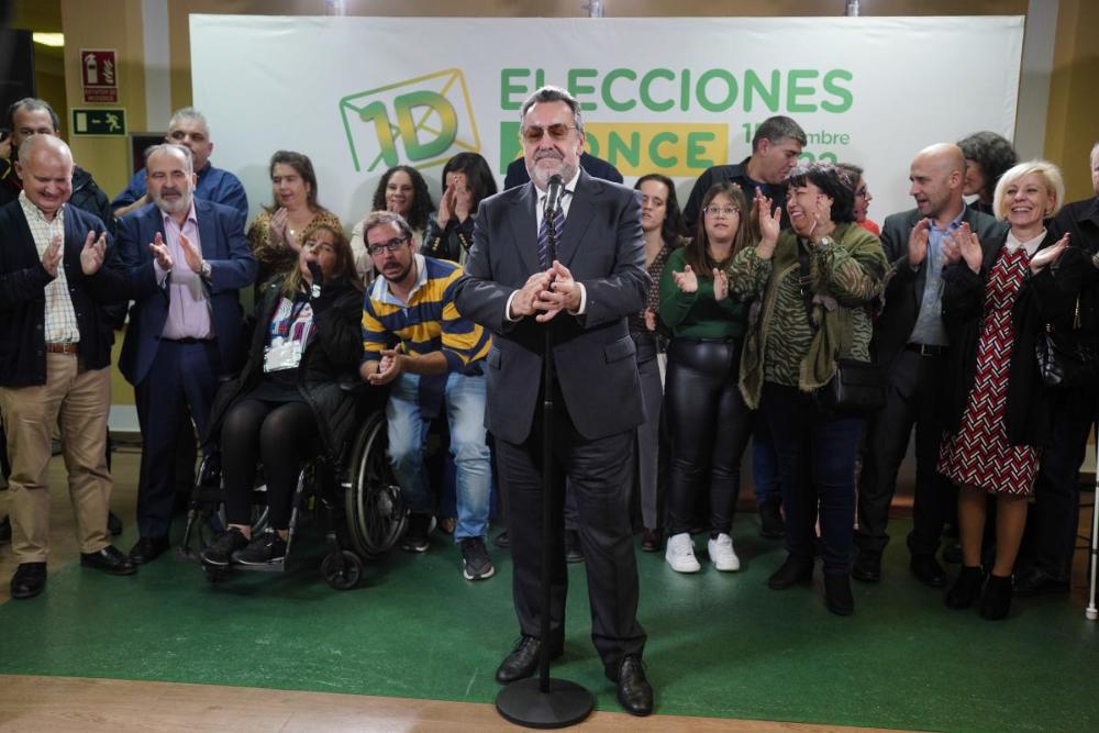 Discurso del presidente, acompañado de los candidatos por Madrid