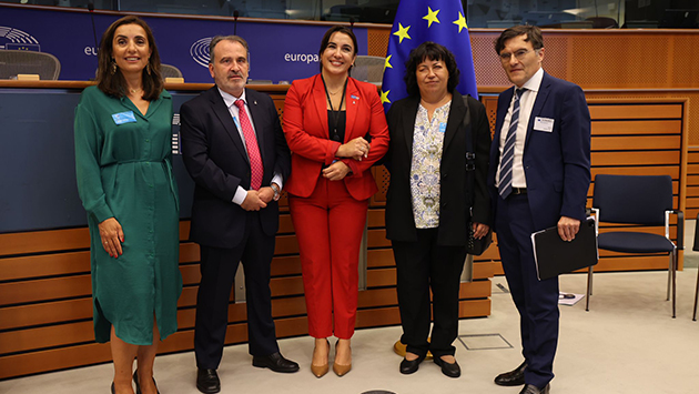 once_comunidad_madrid_con_monica_silvana.jpg