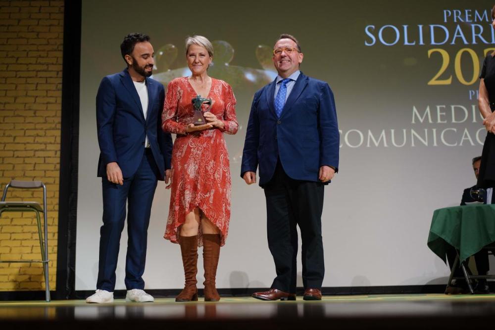 Entrega del galardón a Rafa Rodrigo e Inmaculada Galván