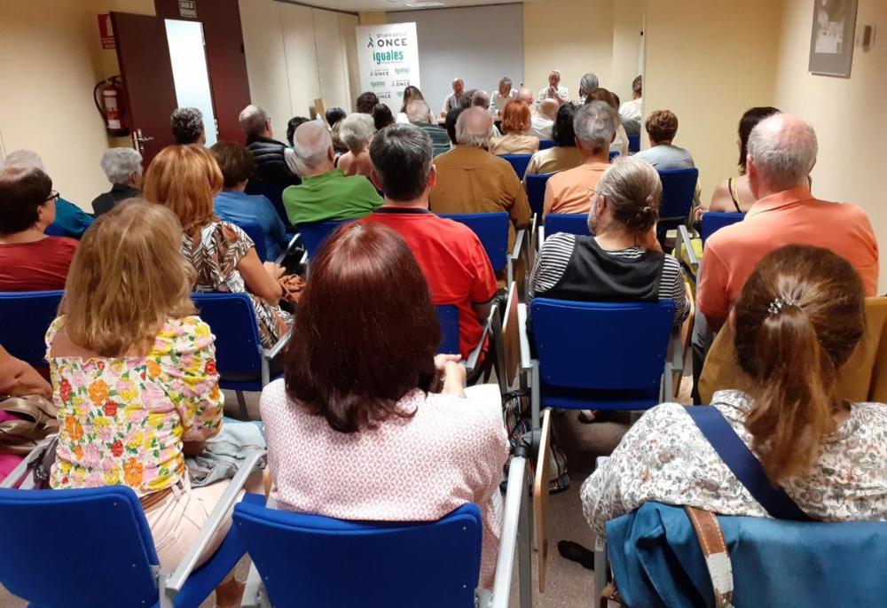 Público asistente al encuentro