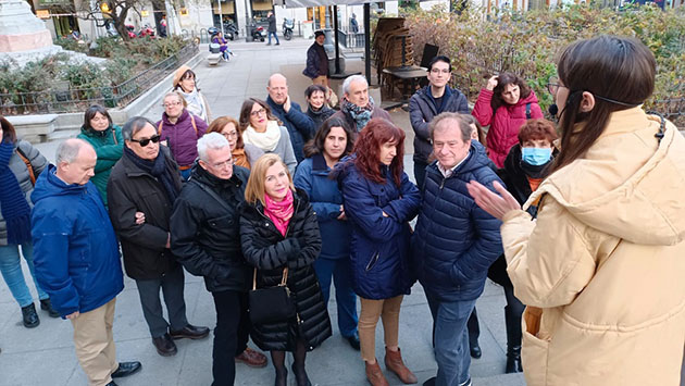 Los participantes en un momento de la visita