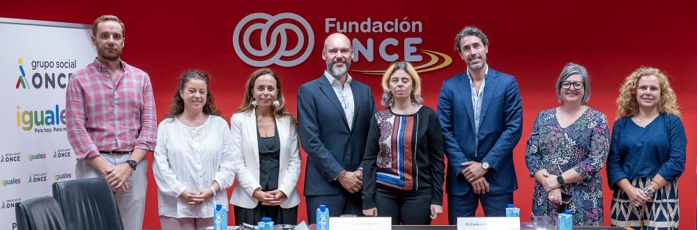 Foto de familia de la firma con Northius