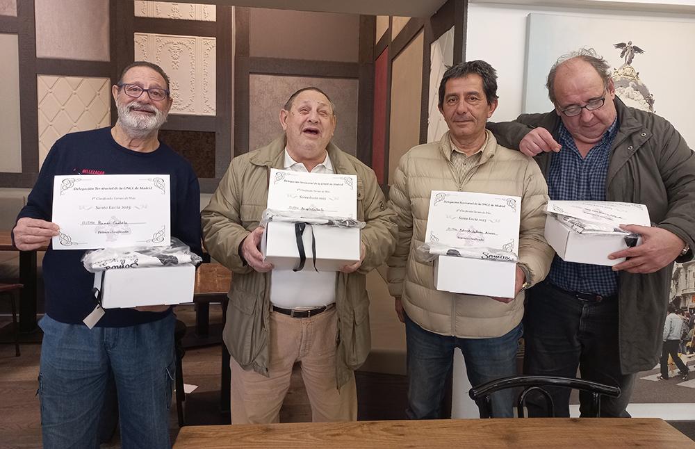 Ganadores de uno de los torneos