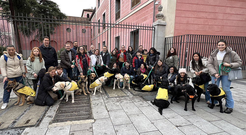 Foto de familia de los partcipantes en las Vueltas