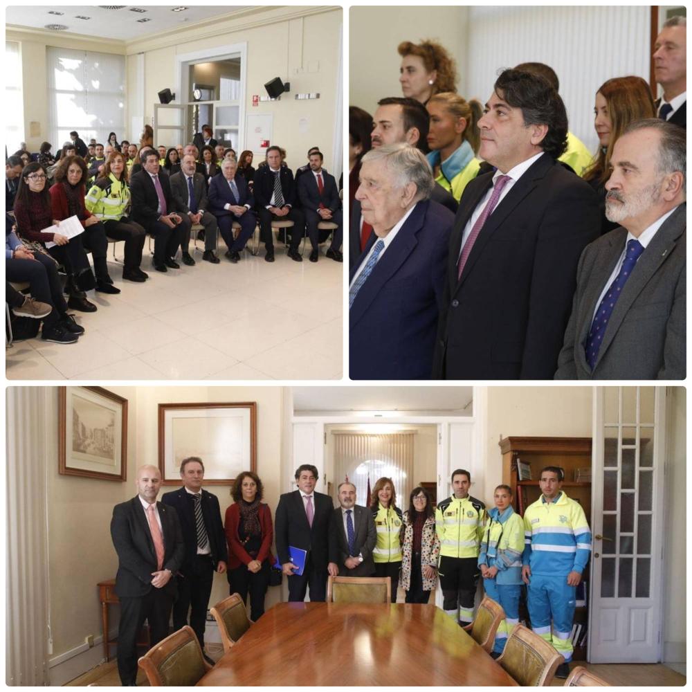 Collage con varios momentos del acto de entrega donde está el delegado