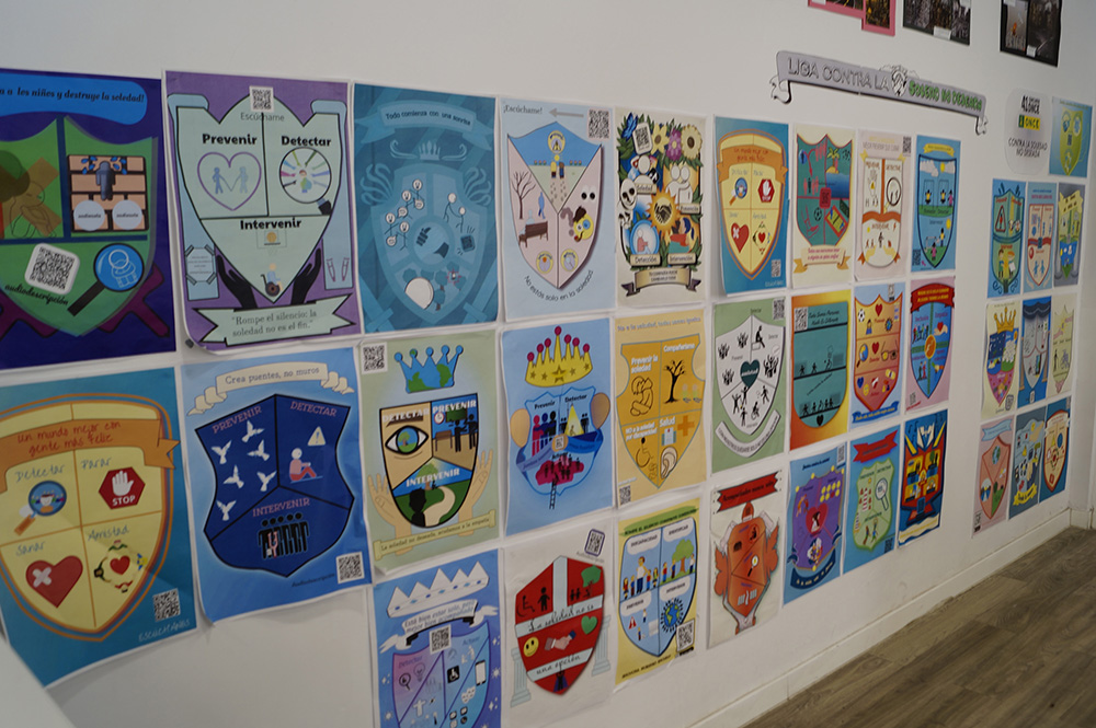 Escudos contra la Soledad no Deseada diseñados por los alumnos