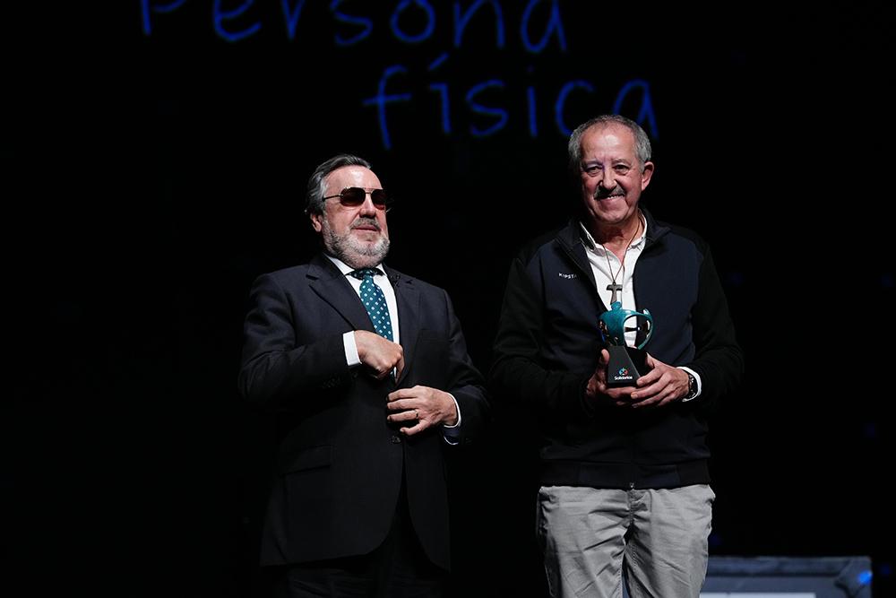 Jorge de Dompablo recoge el galardón