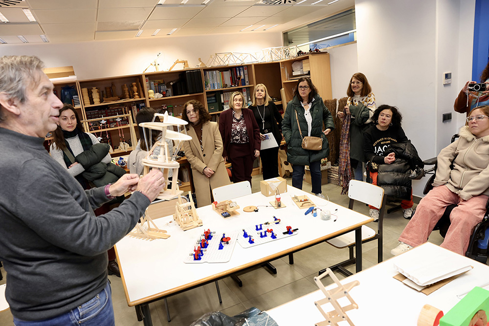 Visita al aula de tecnología