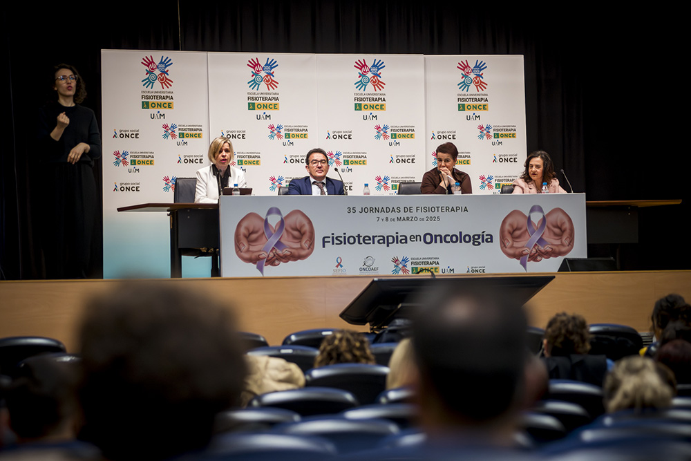 Mesa inaugural de las 35 Jornadas