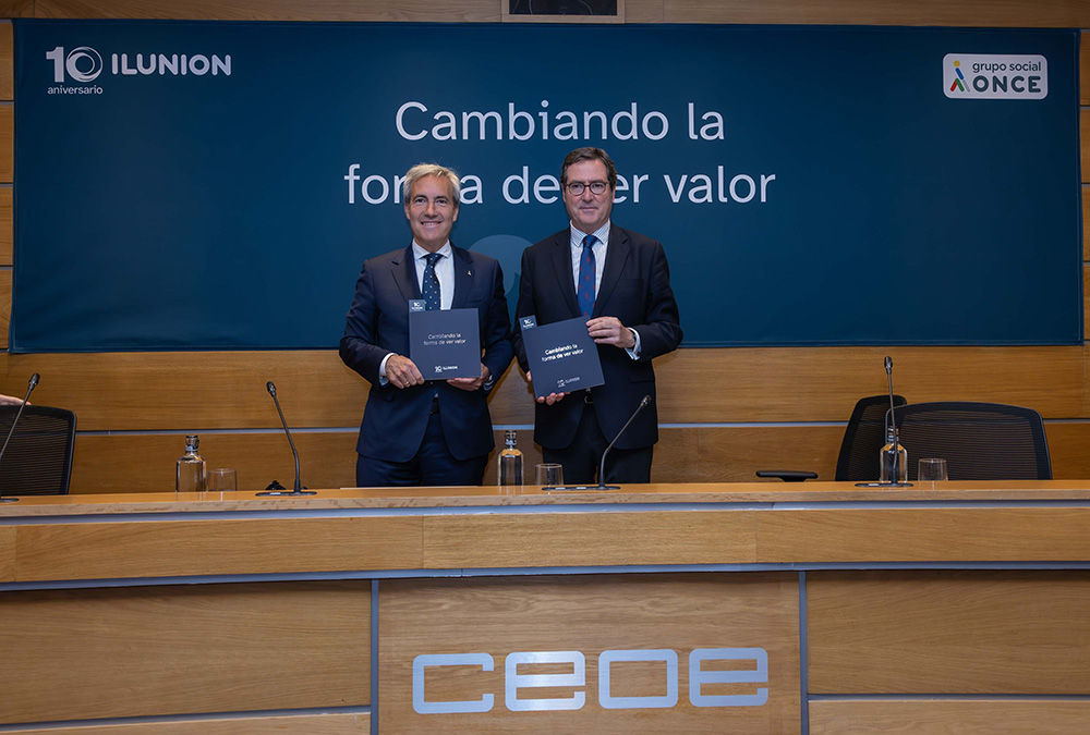 Oñoro y Garamendi presentan el libro