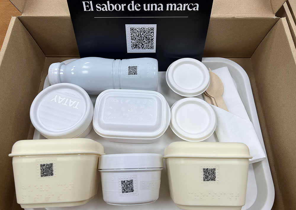 Muestra de productos etiquetados en braille