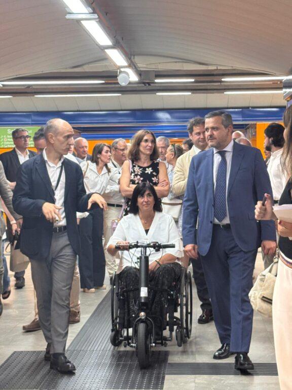 Visita a la nueva estación accesible de Begoña