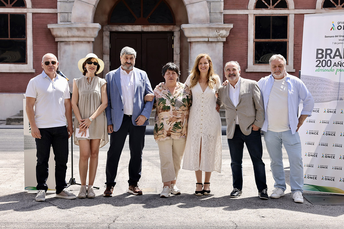 Premiados y jurados de los 38 Premios Tiflos de Literatura
