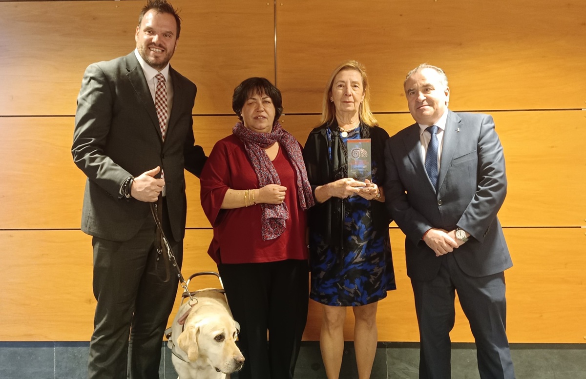 De izda. a drcha. Paco Tello, Teresa Rodríguez, Paloma Bardón y Luis Natalio Royo