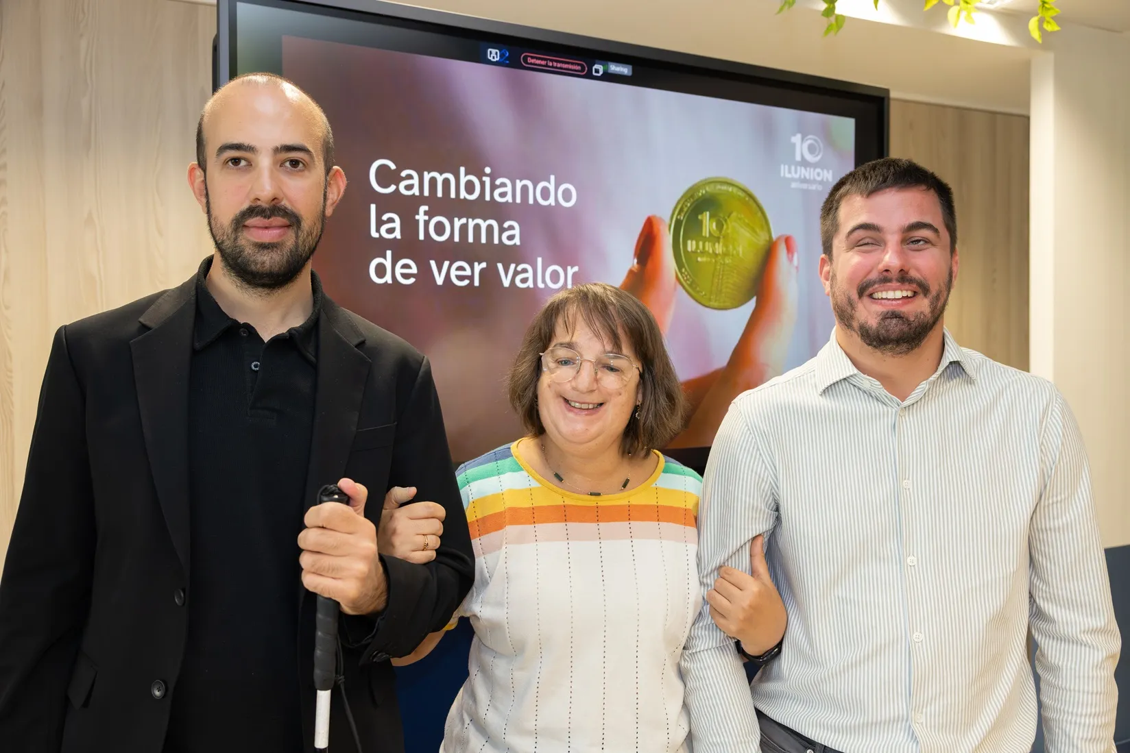 De izquierda a derecha, Javier García Pajares, Vicky Bendito y Pedro Esquiva en la presentación a medios de la campaña 